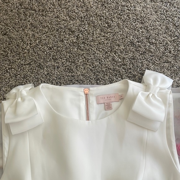 Ted Baker Gilith Chelsea Bow Shoulder Grey Dress Size TB 2, US 6 - Picture 5 of 10